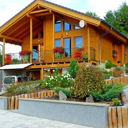 Apartman Aradise 투르노브 외부 사진
